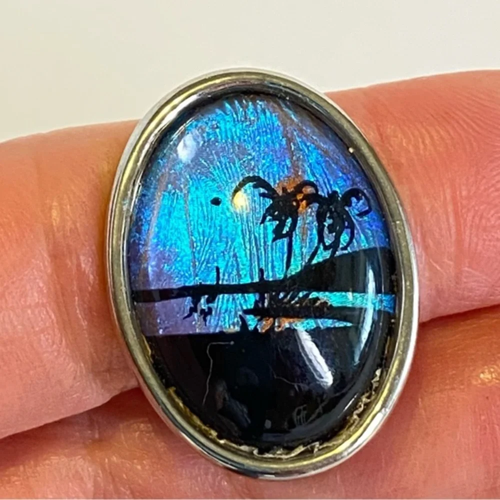 Vintage Reverse Painted‎ Butterfly Wing Earrings Tropical Scene Clip On Jewelry